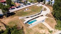 Имоти: Подземна къща на Черноморието като контрапункт на презастрояването