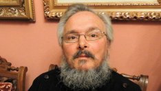 Почина отец Любомир Попов