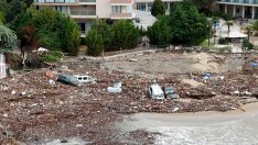 Парцели за 400 евро на кв. м: Как се стигна до трагедията в "Елените"? 