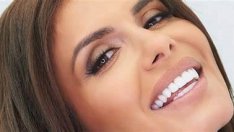 Ново 20 в попфолка: Нови зъби вместо пластични операции