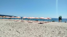 Водата на три варненски плажа е с отлично качество