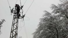 Зимната обстановка във Варненско към 12 часа: 13 селища са без ток