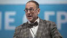 Човекът разбира от всичко… скочи родният туризъм срещу Любен Дилов-син