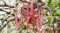 БАН: Мартениците са опасни!