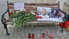 Варненци се поклониха пред паметта на Навални