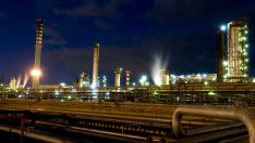 Италия мисли за национализация на рафинерия на "Лукойл"