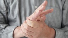 Нов симптом на COVID - изтръпване на крайниците