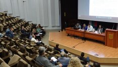 Общинският съвет на Варна праща казуса с директора на "Константин Арабаджиев" до МО