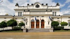 ГЕРБ изпреварва с близо 5% ПП-ДБ, ако изборите бяха днес