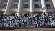 Протест пред Съдебната палата в София заради загиналите по пътищата