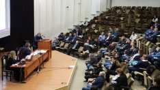 Общинският съвет във Варна решава за колите в Морската градина