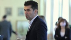 КС подхвана "канадеца", иска от Радев декларацията му, че е българин