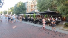 Заведения превзеха центъра на Варна, сами определяли заетата площ (СНИМКИ)