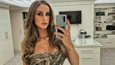 За Великден: Лолита боядисва яйца за Гришо