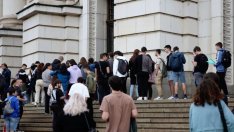 70% от абитуриентите продължават обучението си