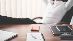 Продължителната работа в офис води до оплешивяване