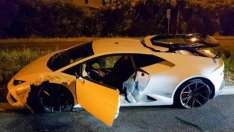 Полицейско преследване с 200 км/ч и... изкривени ламарини на Lamborghini