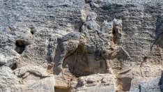 Референдумът реши: Мадарският конник остава в Шумен, селото му също