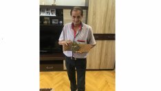 Oлимпийският шампион Ивайло Маринов дари част от трофеите си на Община Варна