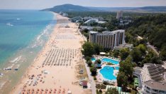 Водата в Кранево и Албена вече става за къпане