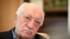 Три години след преврата: Танцът на Ердоган и Гюлен