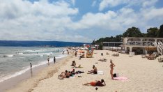 Олинклузив евтиния на първа линия. Задава се сносно септемврийско море