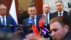 Определиха делегациите, които ще преговарят за мир в Украйна