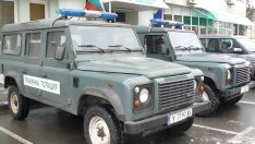 Закопчаха трима гранични полицаи