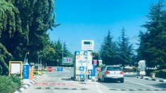 Паркингът в Албена става 2 лв. за 24 часа от 1 ноември