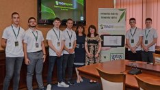 Ученици от Варна създадоха приложение за разделно изхвърляне на отпадъци