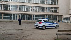 Падналият от високо ученик е с тежка травма на гръбначния стълб и на двата крака