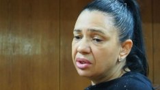 Анита Мейзер моли за помощ