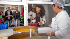 Пускат онлайн покупка на купони за детска кухня във Варна