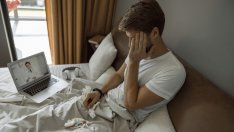 Защо се заразяваме с COVID-19 дори и с ваксина? МЗ обясни