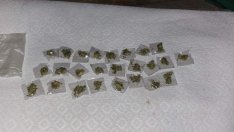 Удариха пазара на наркотици в кв. Аспарухово (Снимки)