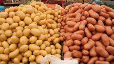 Ден – година храни. Внасят картофи по 25 ст. килото, продават ги над левче