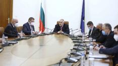 Онлайн обучението от V до XII клас - до 31 януари