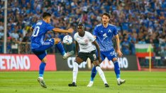 Левски с драматично равенство срещу Айнтрахт у дома