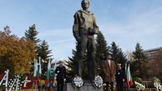 ВВМУ „Н. Вапцаров“ отбеляза своя патронен празник