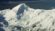ПСС попари фрирайдърите: Не ходете в планината!