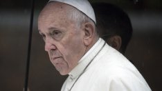 Куршуми за папата, изпратиха му ги в плик