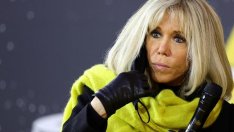 Обвиниха Бриджит Макрон, че е трансексуална