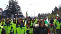 Пътищари затвориха ключови участъци в България (Снимки)