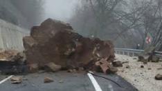 Пътна обстановка към 14 часа: "Петрохан" и пътят за Рилския манастир остават затворени