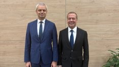 Костадинов се срещна с Медведев