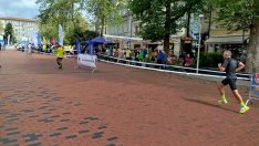 Стоян Владков и Мая Русева спечелиха маратона от 21 км във Варна