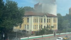 Горя още една емблематична за Варна сграда