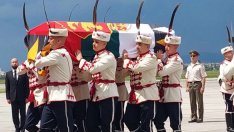 Тленните останки на цар Фердинанд пристигнаха у нас