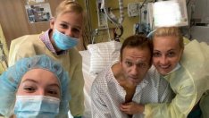 Преместват Навални в болница