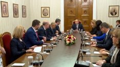 "Демократична България" е на консултации при президента (ВИДЕО)